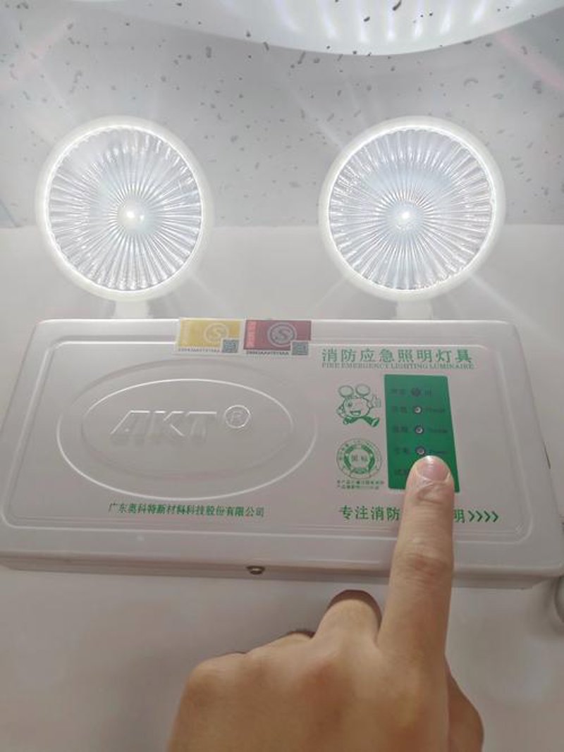 消防安全不容忽视 灭火器销售市场动态观察